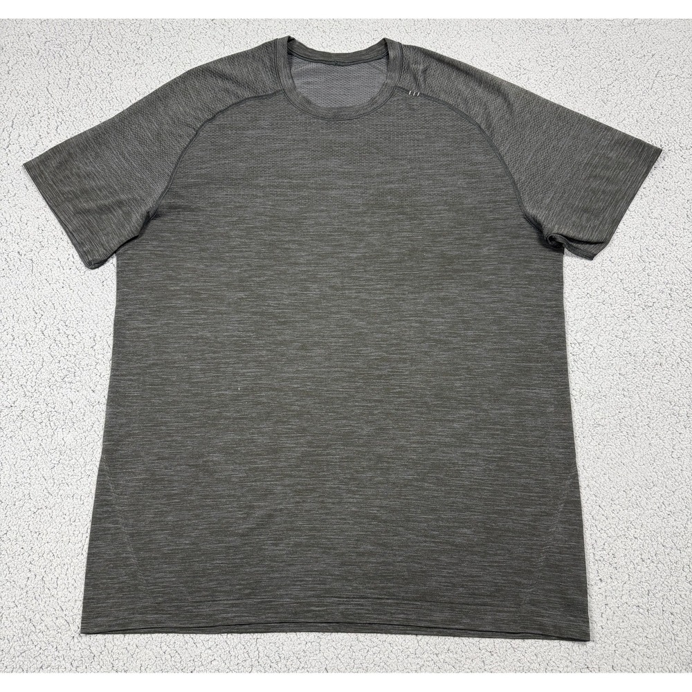 Lululemon Metal Vent Tech T Shirt Mens XL Gray Short Sleeve Athletic Performance